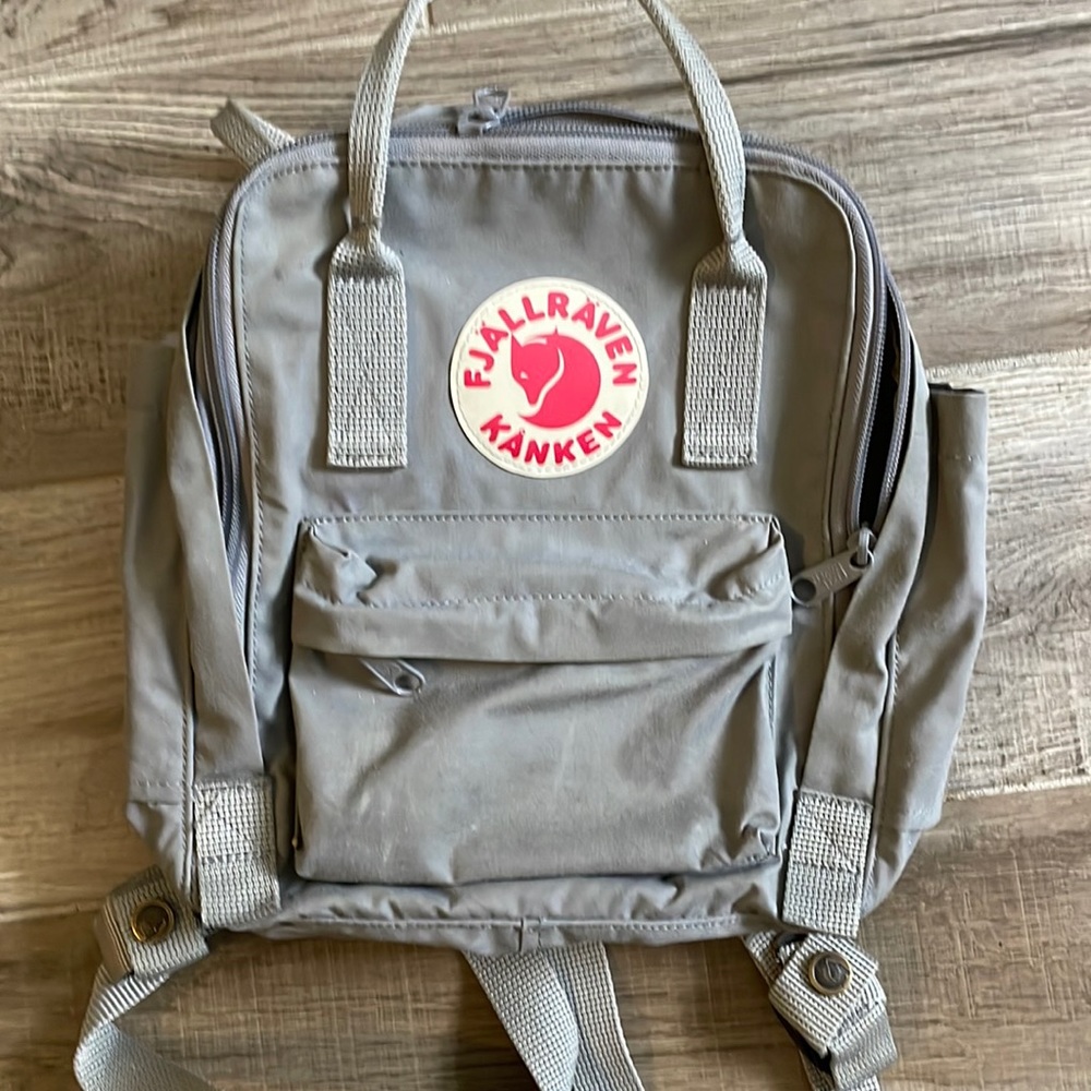 Fjallraven Kanken mini backpack